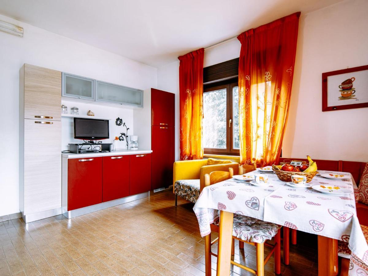 Apartment Deval-1 By Interhome Calceranica al Lago Buitenkant foto